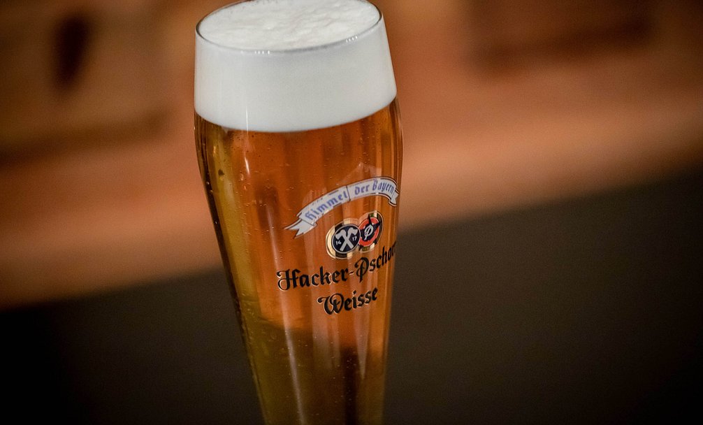 Amadeus_BEER-04-w